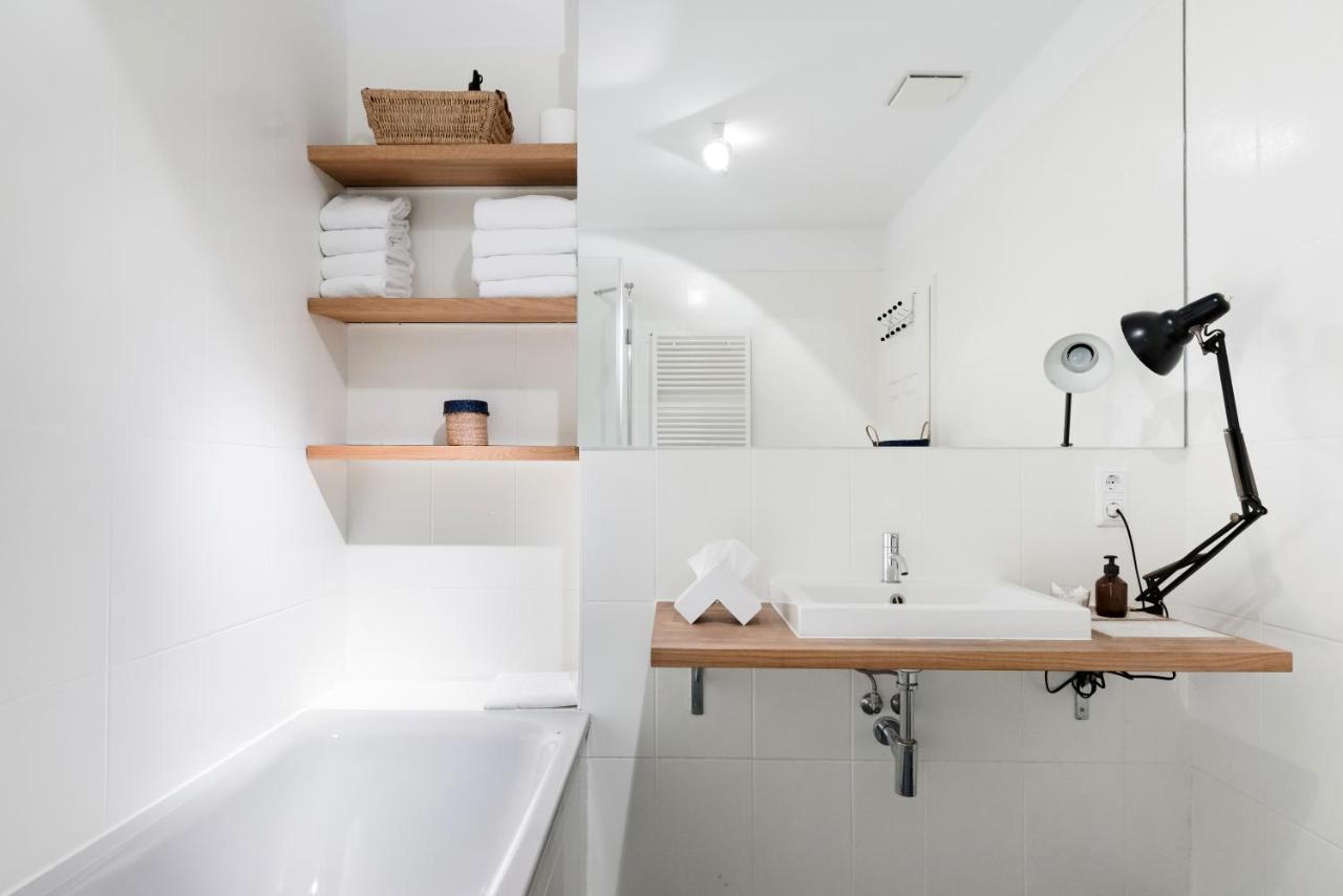 Luxury 2 Bedroom In The Heart Of Mitte, * Berlijn