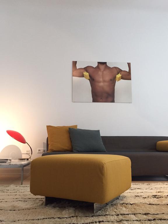 Appartement Luxury 2 Bedroom In The Heart Of Mitte, *